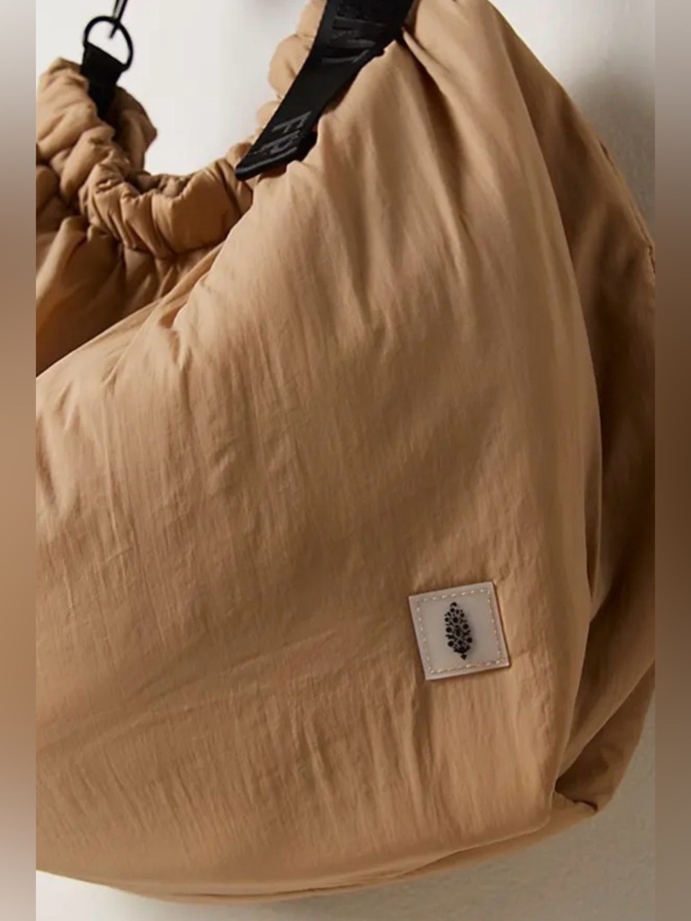 Free People Movement Rest Day Carryall Bag, NWT - Picture 3 of 3